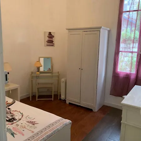 2 Jolies Chambres Centre Nice A 50 Euros Par Chambre 게스트하우스 *